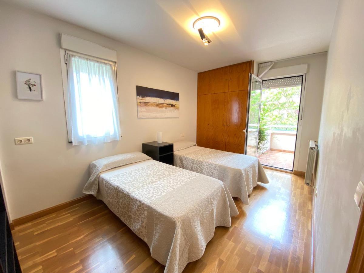 Casa Chalet Jardin Particular Ideal Grupos Y Familias Baranain 外观 照片